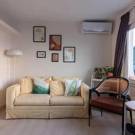 Studio W Fascinating Bosphorus View And Terrace! * Isztambul